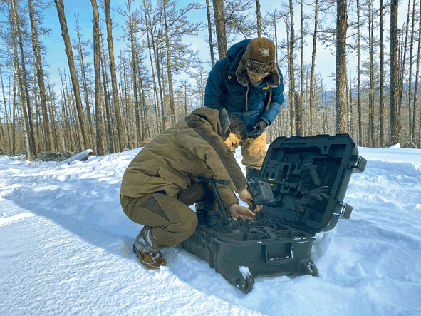 大兴安岭热成像无人机捕捉到鹿科动物影像(图1) 大兴安岭热成像无人机捕捉到鹿科动物影像(图1)